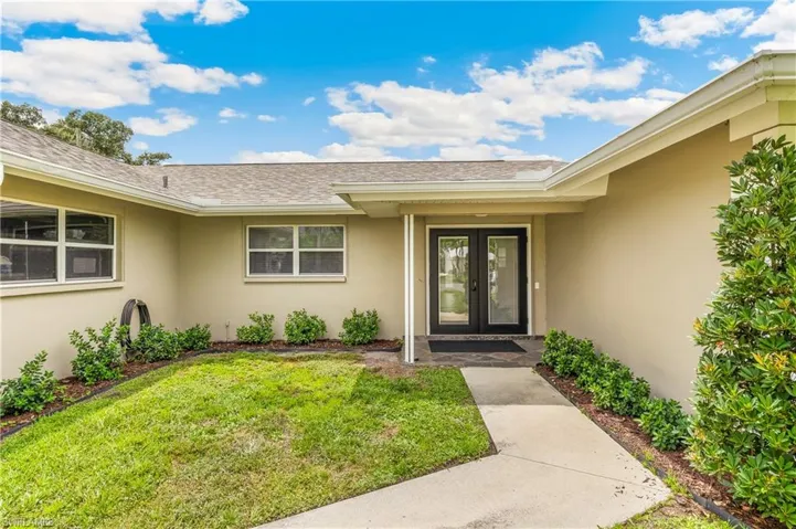 5654  Natoma  DR, Fort Myers, FL 33919