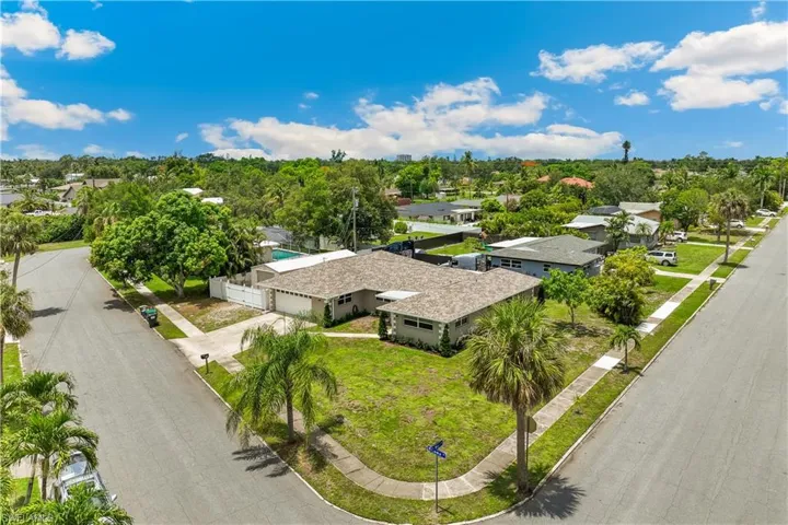 5654  Natoma  DR, Fort Myers, FL 33919