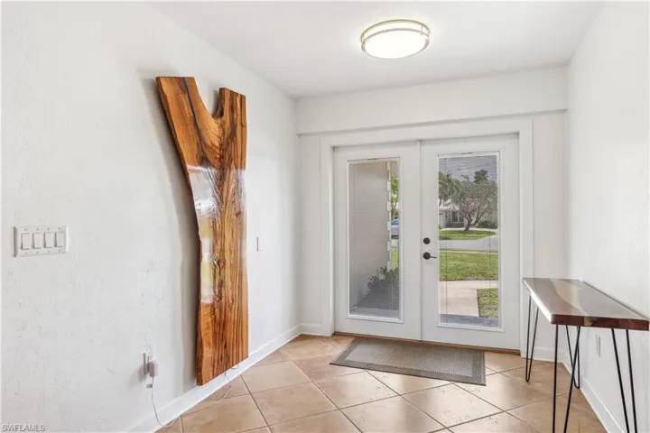 5654  Natoma  DR, Fort Myers, FL 33919
