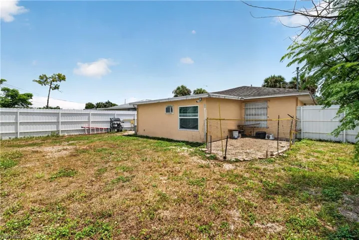 1129  Joel  BLVD, Lehigh Acres, FL 33936