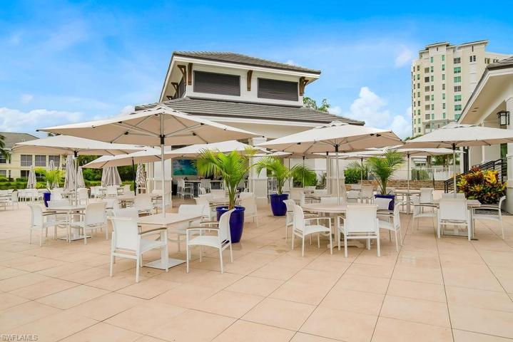 Poolside Dining