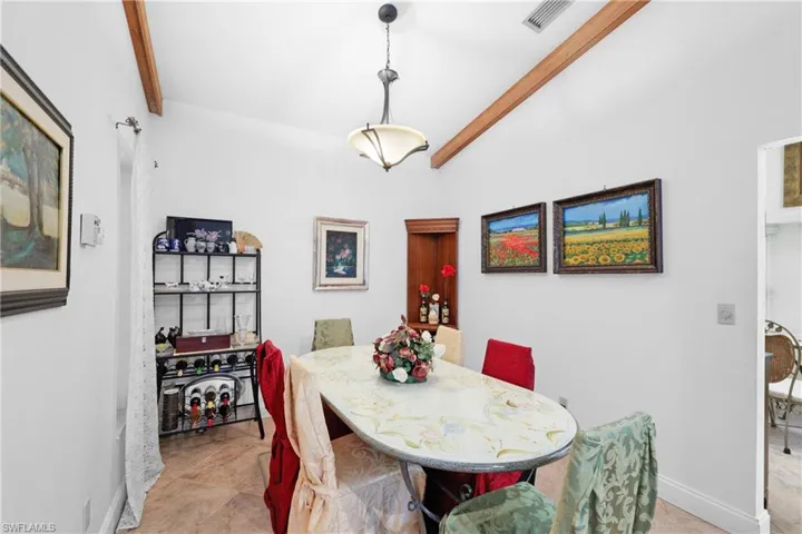 Independent Dining area for those larger get togethers