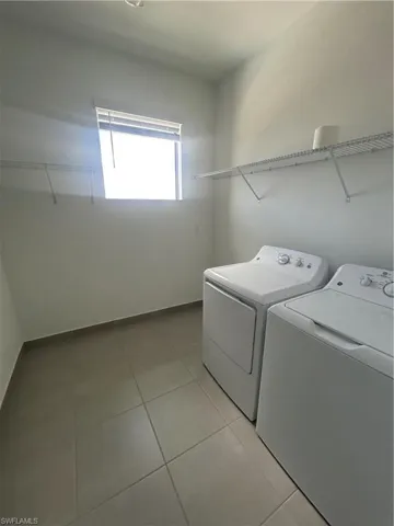 20521 Fair Oak Ln, Estero, Florida 33928