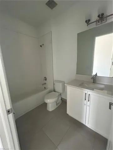 20521 Fair Oak Ln, Estero, Florida 33928