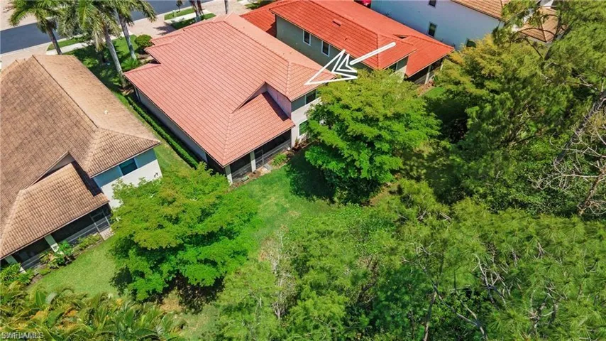 Aerial view of property and surrounding area