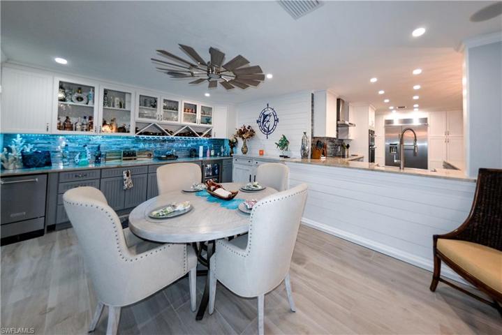 BAR AREA