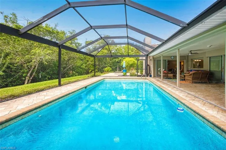 880 Deep Lagoon Ln, Fort Myers, Florida 33919