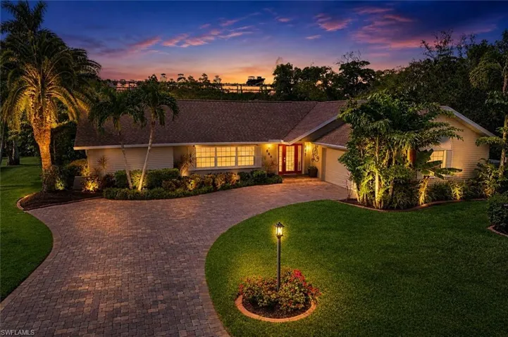 880 Deep Lagoon Ln, Fort Myers, Florida 33919