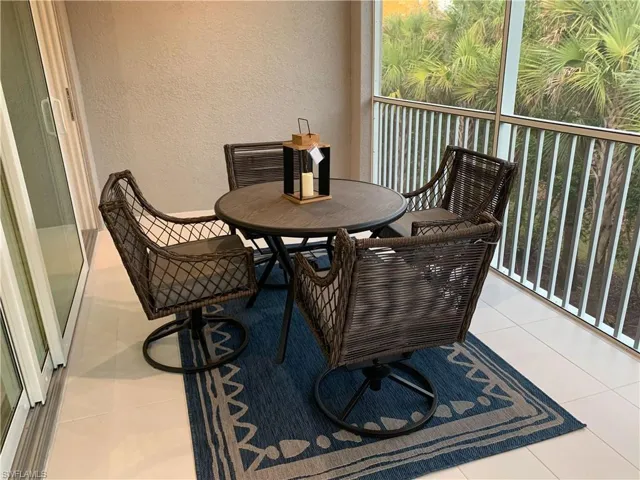 208  Indies Dr E , Naples, FL 34114