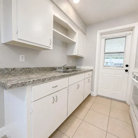 3304 Edgewood Ave, Fort Myers, Florida 33916