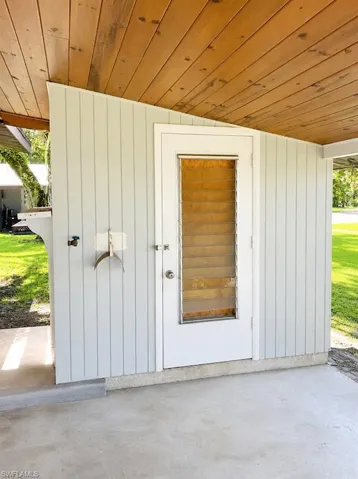 3304 Edgewood Ave, Fort Myers, Florida 33916