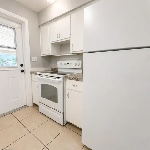 3304 Edgewood Ave, Fort Myers, Florida 33916