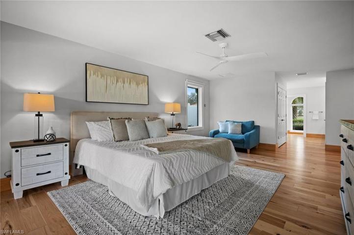 2012  Prince  DR, NAPLES, FL 34110