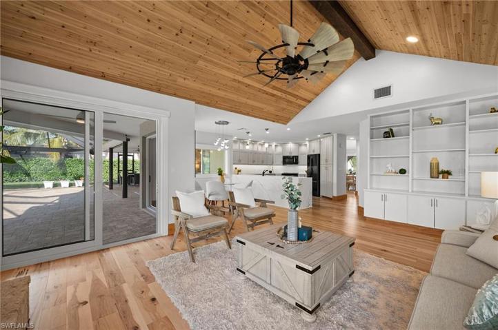2012  Prince  DR, NAPLES, FL 34110