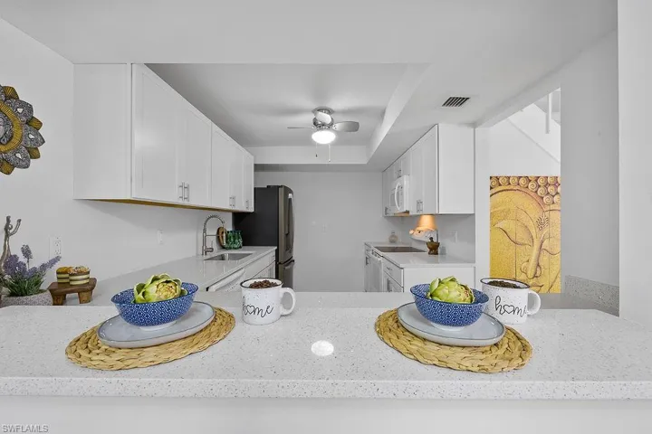 925 Palm View DR # 122, NAPLES FL 34110