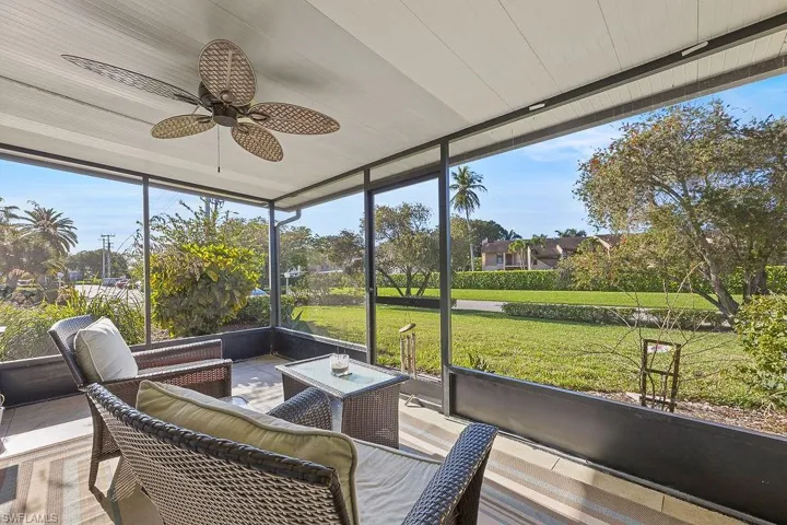 925 Palm View DR # 122, NAPLES FL 34110