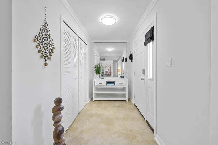 925 Palm View DR # 122, NAPLES FL 34110