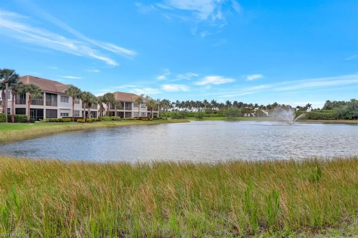 10085  Valiant  CT, Miromar Lakes, FL 33913