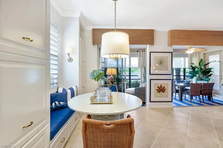 10085  Valiant  CT, Miromar Lakes, FL 33913