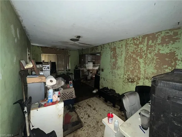 3521 NW 25th  ST, Lauderdale Lakes, FL 33311