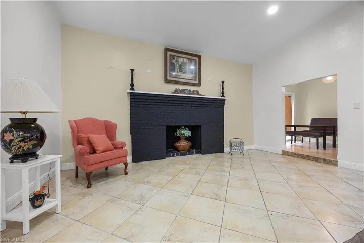 7823 Marx Dr, North Fort Myers, Florida 33917