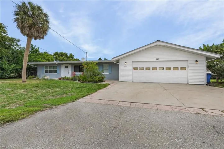 5387 Marina Dr, Bokeelia, Florida 33922