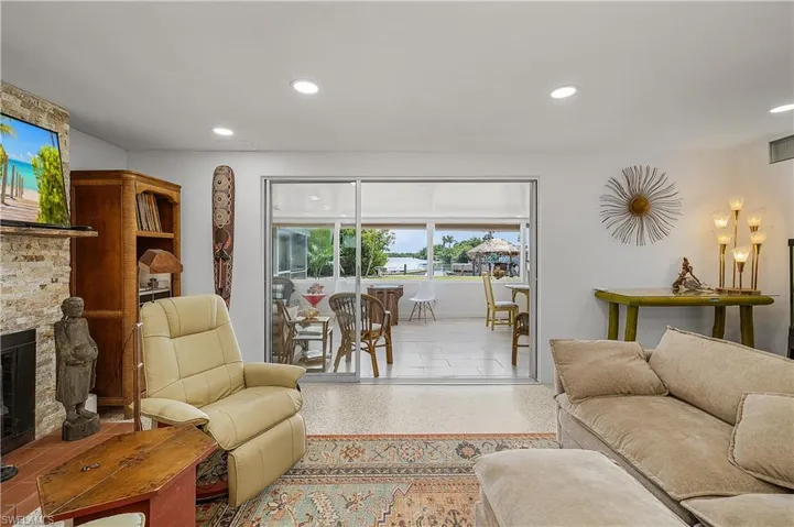 5387 Marina Dr, Bokeelia, Florida 33922