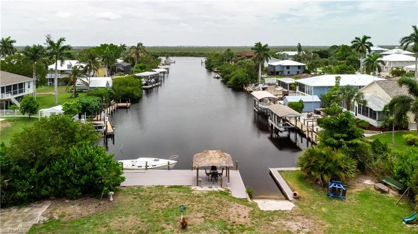 5387 Marina Dr, Bokeelia, Florida 33922