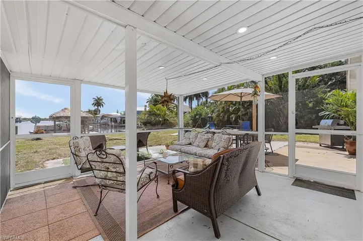 5387 Marina Dr, Bokeelia, Florida 33922