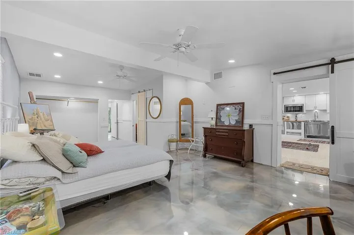 5387 Marina Dr, Bokeelia, Florida 33922