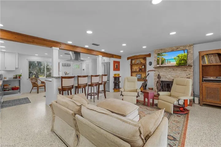 5387 Marina Dr, Bokeelia, Florida 33922