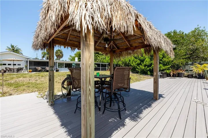 5387 Marina Dr, Bokeelia, Florida 33922