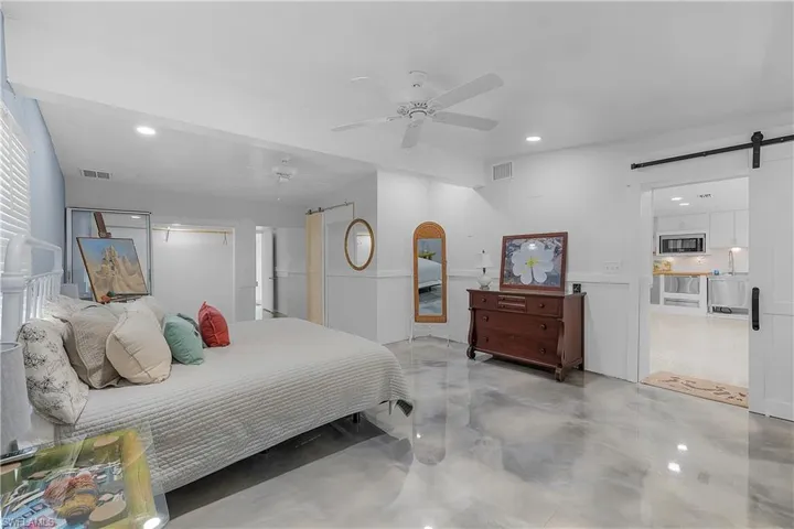5387 Marina Dr, Bokeelia, Florida 33922