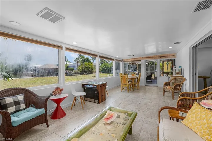 5387 Marina Dr, Bokeelia, Florida 33922