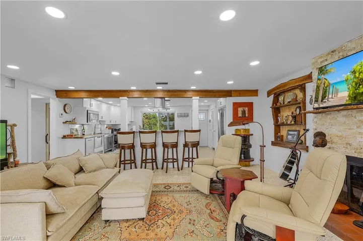 5387 Marina Dr, Bokeelia, Florida 33922