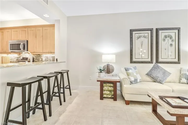 401  Bayfront  PL, Naples, FL 34102