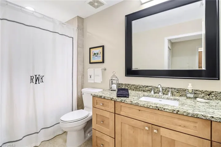401  Bayfront  PL, Naples, FL 34102