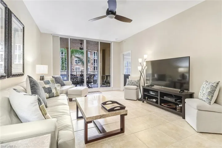 401  Bayfront  PL, Naples, FL 34102