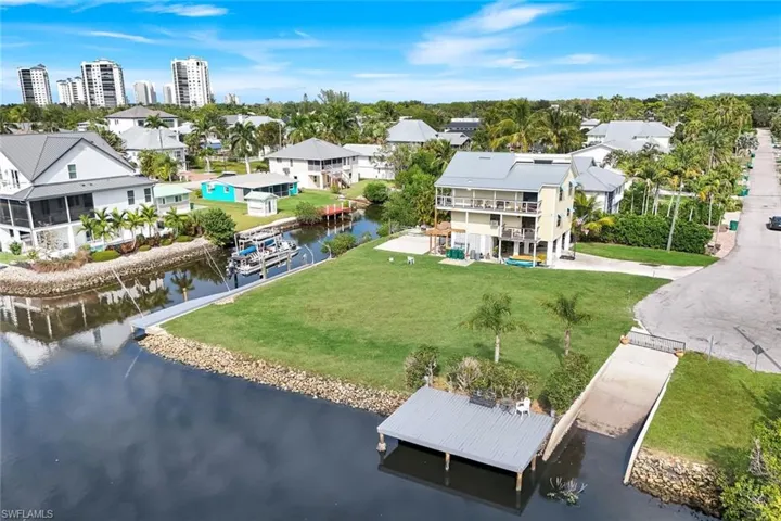 Oversized point lot with 2 boat docks and private ramp