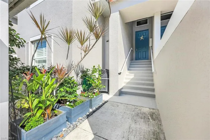 12110  Summergate  CIR, Fort Myers, FL 33913