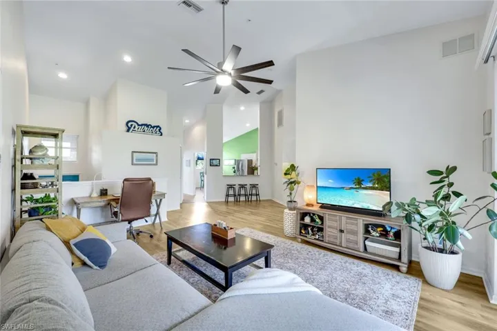 12110  Summergate  CIR, Fort Myers, FL 33913