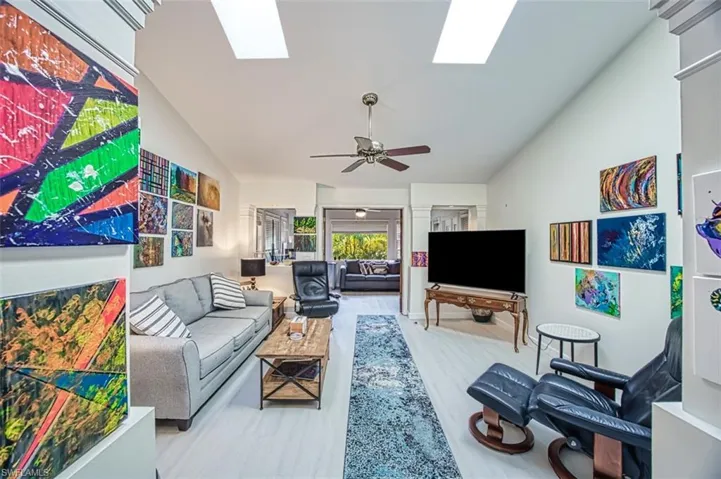2490 Outrigger Ln, Naples, Florida 34104