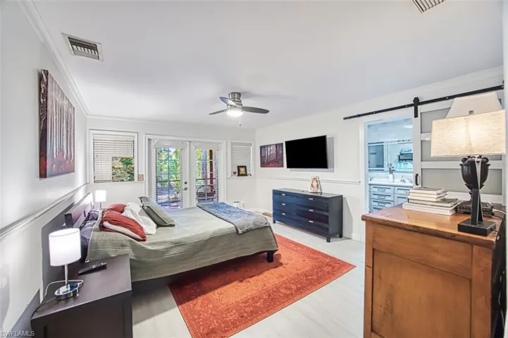 2490 Outrigger Ln, Naples, Florida 34104