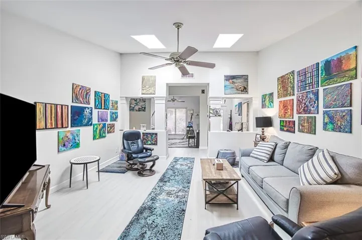 2490 Outrigger Ln, Naples, Florida 34104