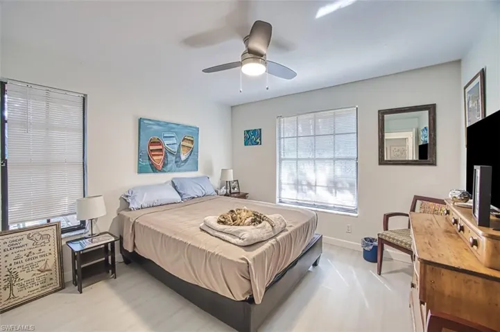 2490 Outrigger Ln, Naples, Florida 34104
