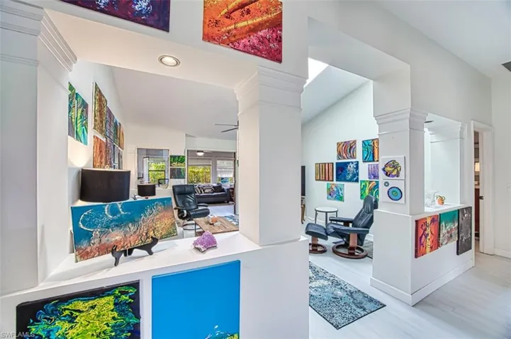 2490 Outrigger Ln, Naples, Florida 34104