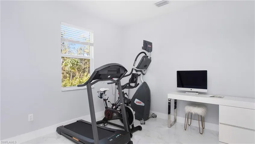 756  12th SE ST, Naples, FL 34117