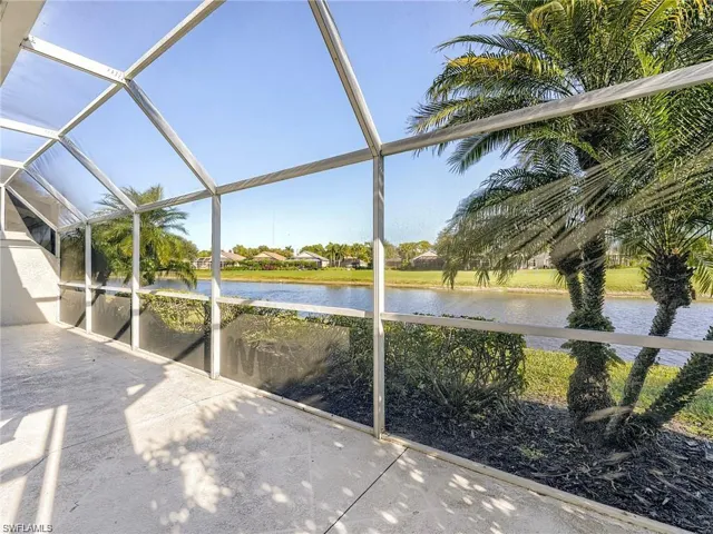 8529 Fairway Bend Dr, Fort Myers, Florida 33967