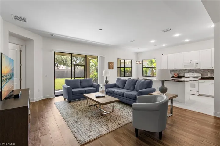 21299 Estero Vista Ct, Estero, Florida 33928