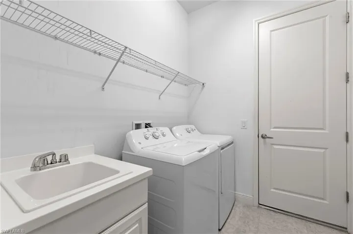 21299 Estero Vista Ct, Estero, Florida 33928